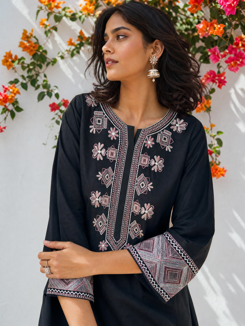Black Embroidered Cotton Tunic & Trouser Set (2 Pc)